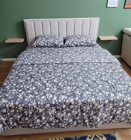 Teba Garden's Τίρανα