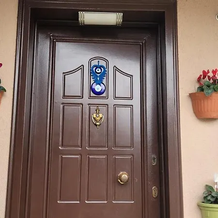 Teba Garden's Maison d'hôtes Tirana