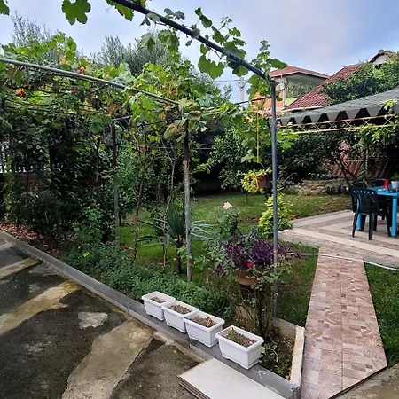 Teba Garden's *